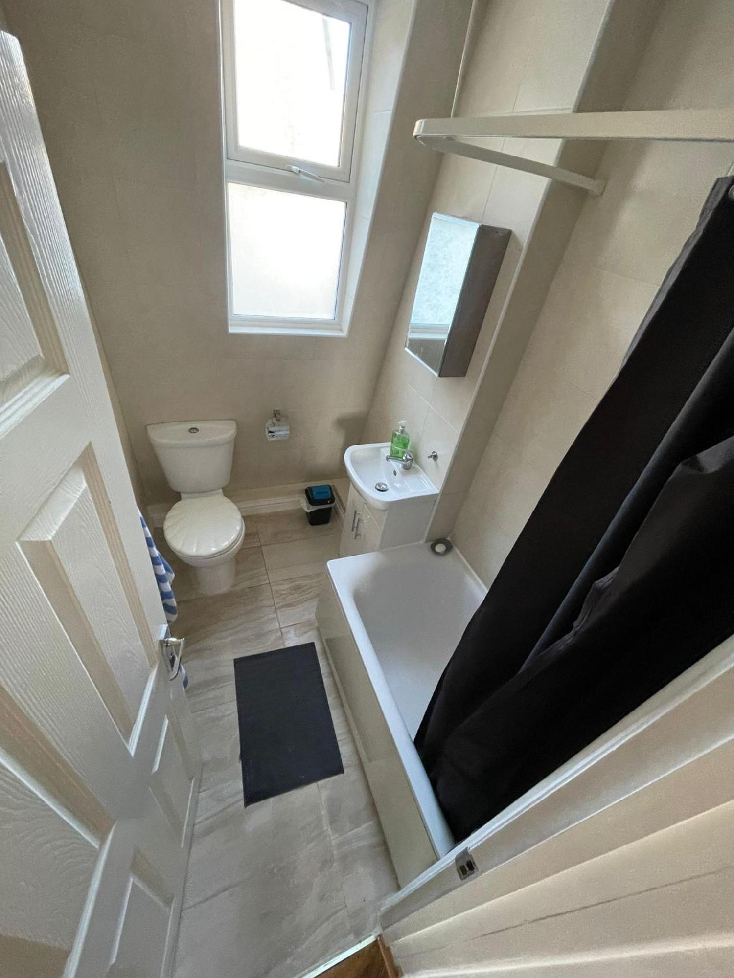 Kensington Guest Rooms 98 Лондон Екстериор снимка