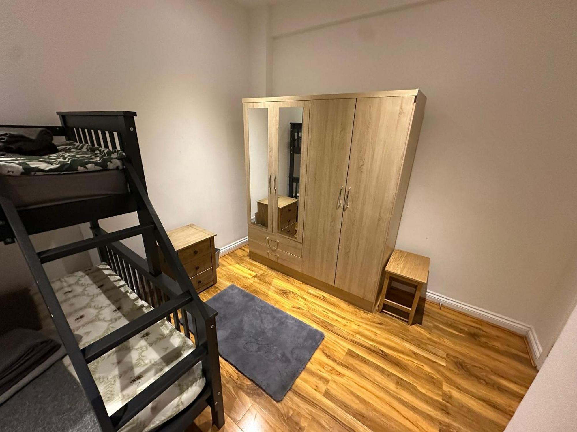 Kensington Guest Rooms 98 Лондон Екстериор снимка
