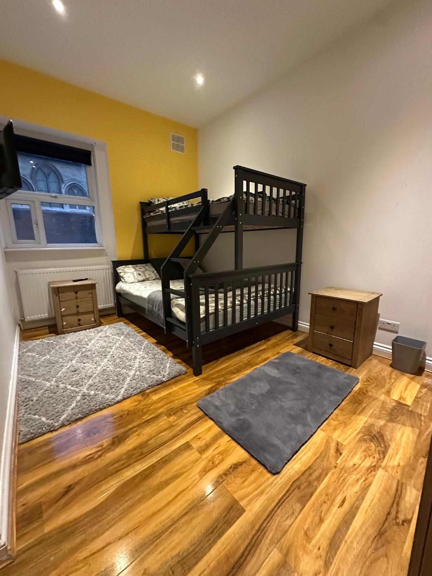 Kensington Guest Rooms 98 Лондон Екстериор снимка