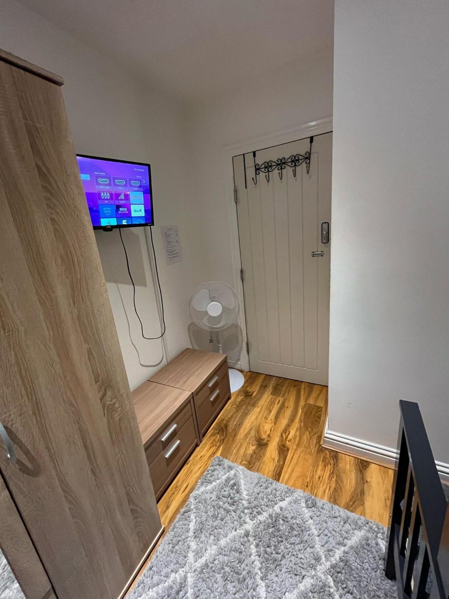 Kensington Guest Rooms 98 Лондон Екстериор снимка